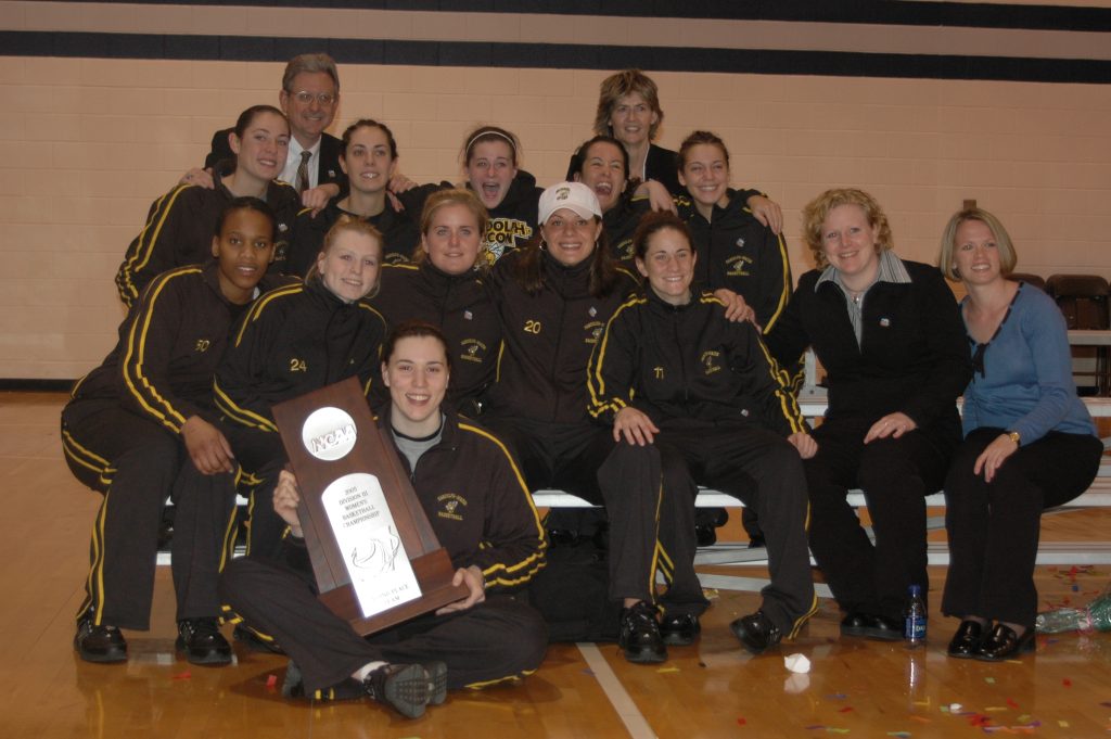 2004-2005 - RMC Women's Basketball Final Four Team
